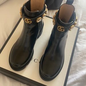 Gucci - Leather Ankle Boots